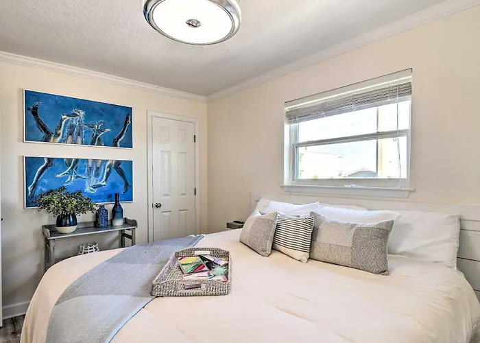 Holiday home With Pool Gulf Shores